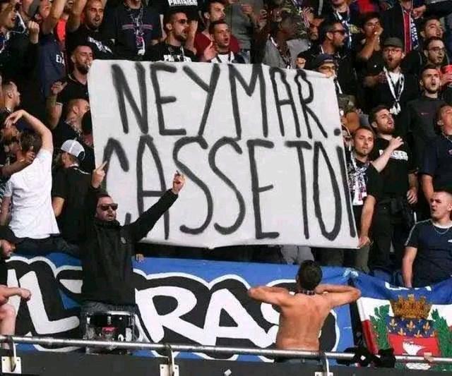 记者：埃斯特旺已抵达伦敦，将于周一加入切尔西的训练（埃斯特旺飞抵伦敦，将于周一参加切尔西训练）