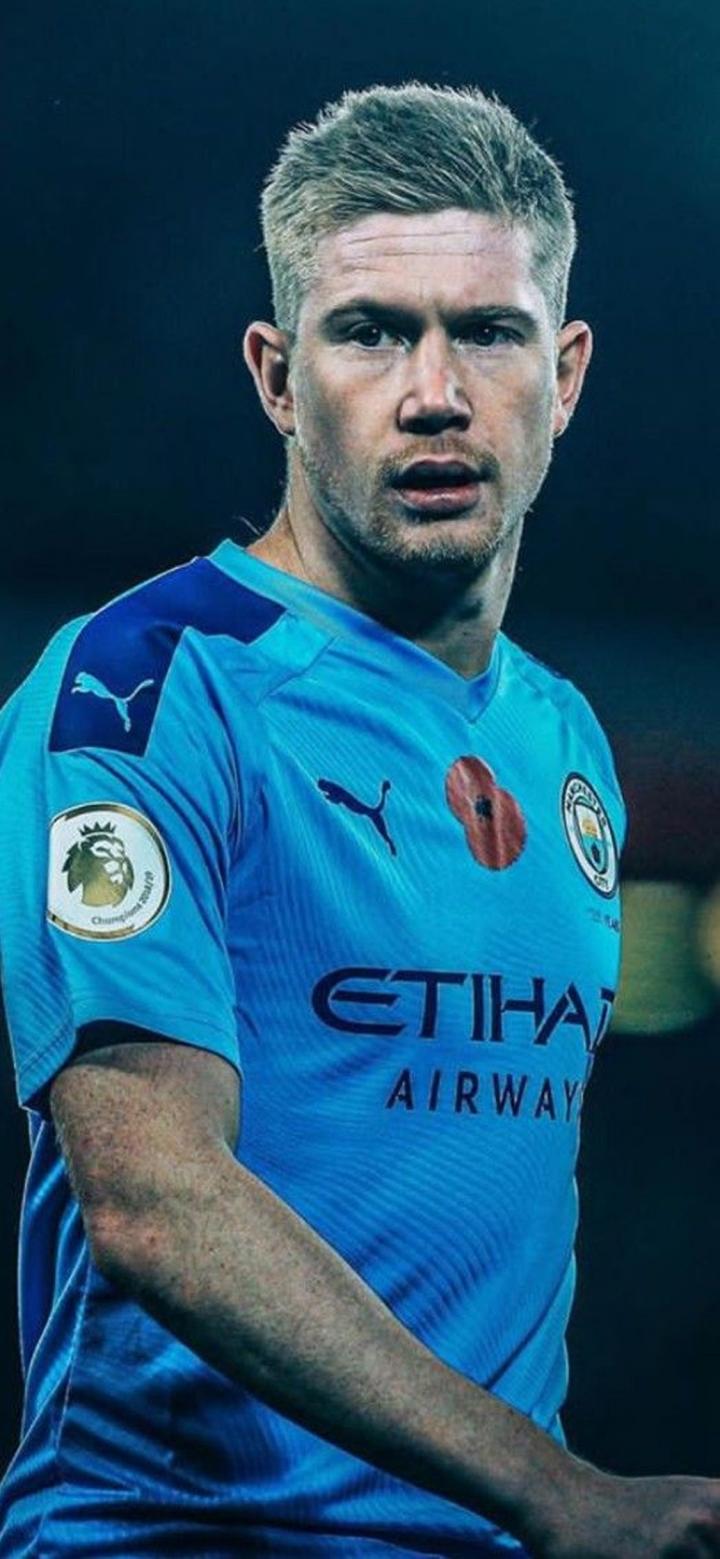 太阳报：涉嫌在酒吧用头撞伤他人，英格兰球星伊万·托尼被捕（《太阳报》：伊万·托尼涉嫌在酒吧以头顶伤人被警方逮捕）