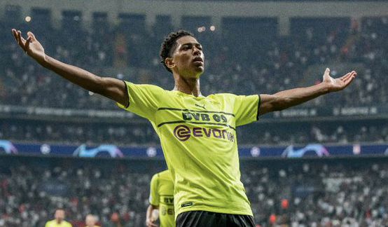 中国U20女足1-2不敌英格兰U20女足，吴佳璇破门（中国U20女足1-2负于英格兰U20，吴佳璇进球）