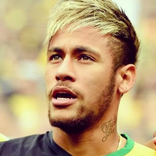 阿莱格里利用圣诞节给AC米兰全队放假一天（圣诞节阿莱格里为AC米兰全队安排一天假期）