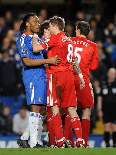 CBA：深圳男篮三分爆发 主场胜上海（CBA：深圳外线火力全开，主场力克上海）