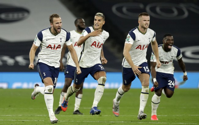 埃迪-豪：为德比战轮换？保持球员状态最好的方式是继续比赛（埃迪-豪谈德比轮换：保持球员状态的最佳方式是让他们持续出场）