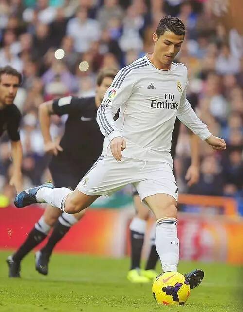 痛彻心扉！索博社媒发文：我们欠你们、也欠自己一座世界杯（刺痛人心！索博社媒发声：欠球迷、也欠自己一座世界杯）