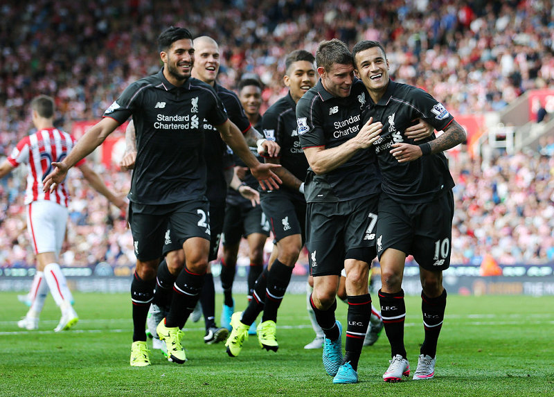 池忠国迎国安生涯200场里程碑，赛前热身获赠纪念球衣（赛前热身获赠纪念球衣，池忠国迎来国安生涯第200场里程碑）